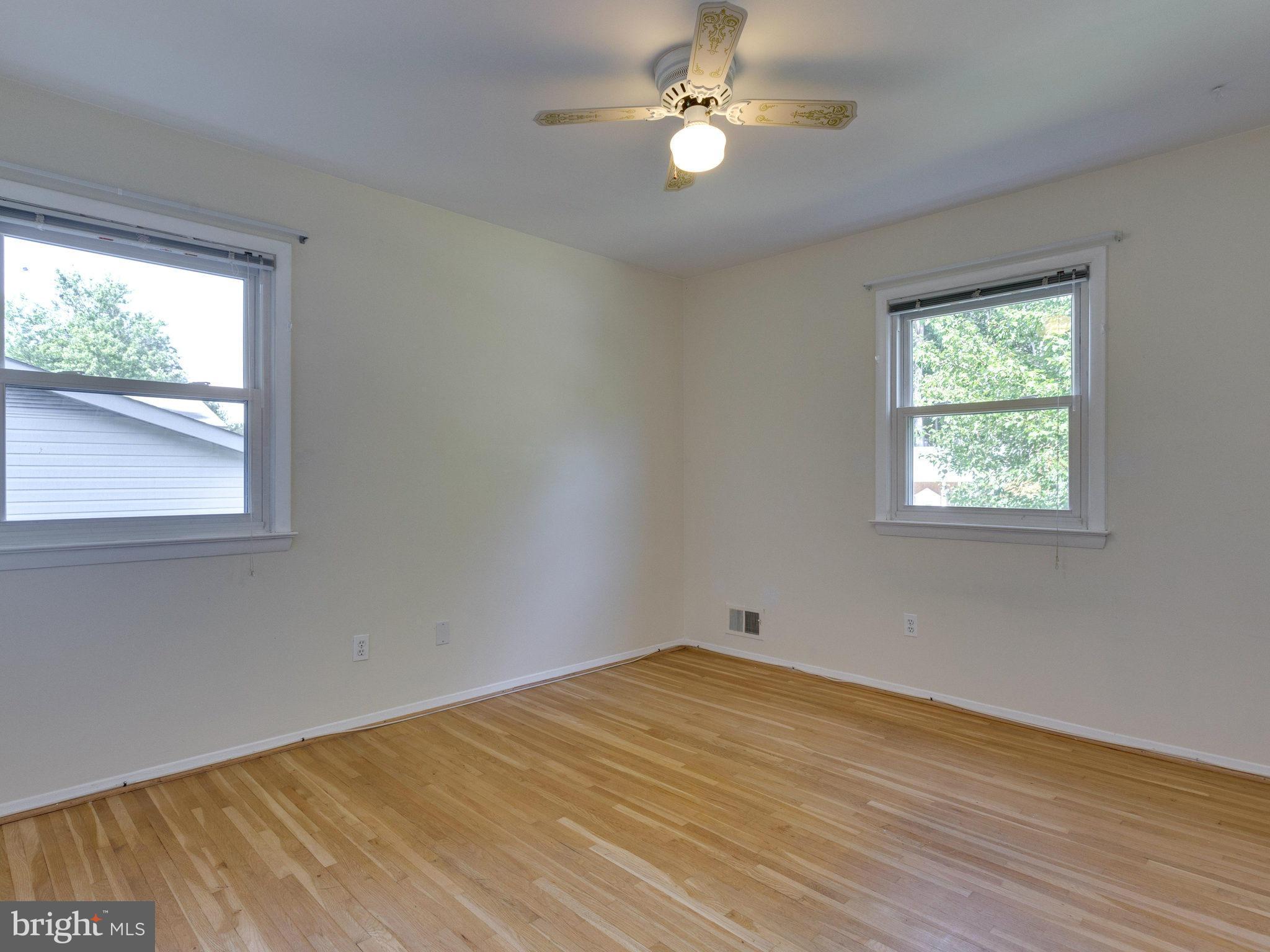 6904 Gillings Road Springfield, VA 22152 - Photo 15 of 29 Bedroom