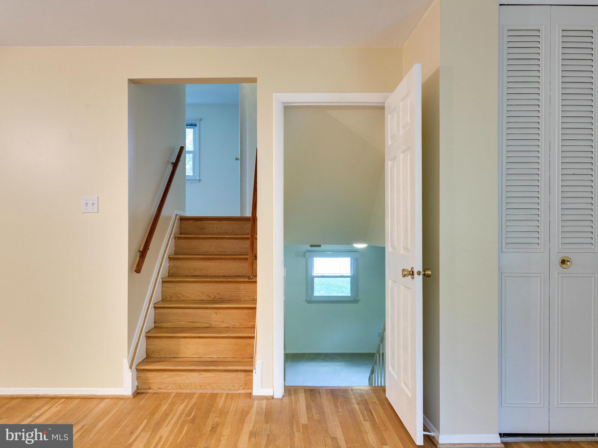6904 Gillings Road Springfield, VA 22152 - Photo 9 of 29 Interior (General)