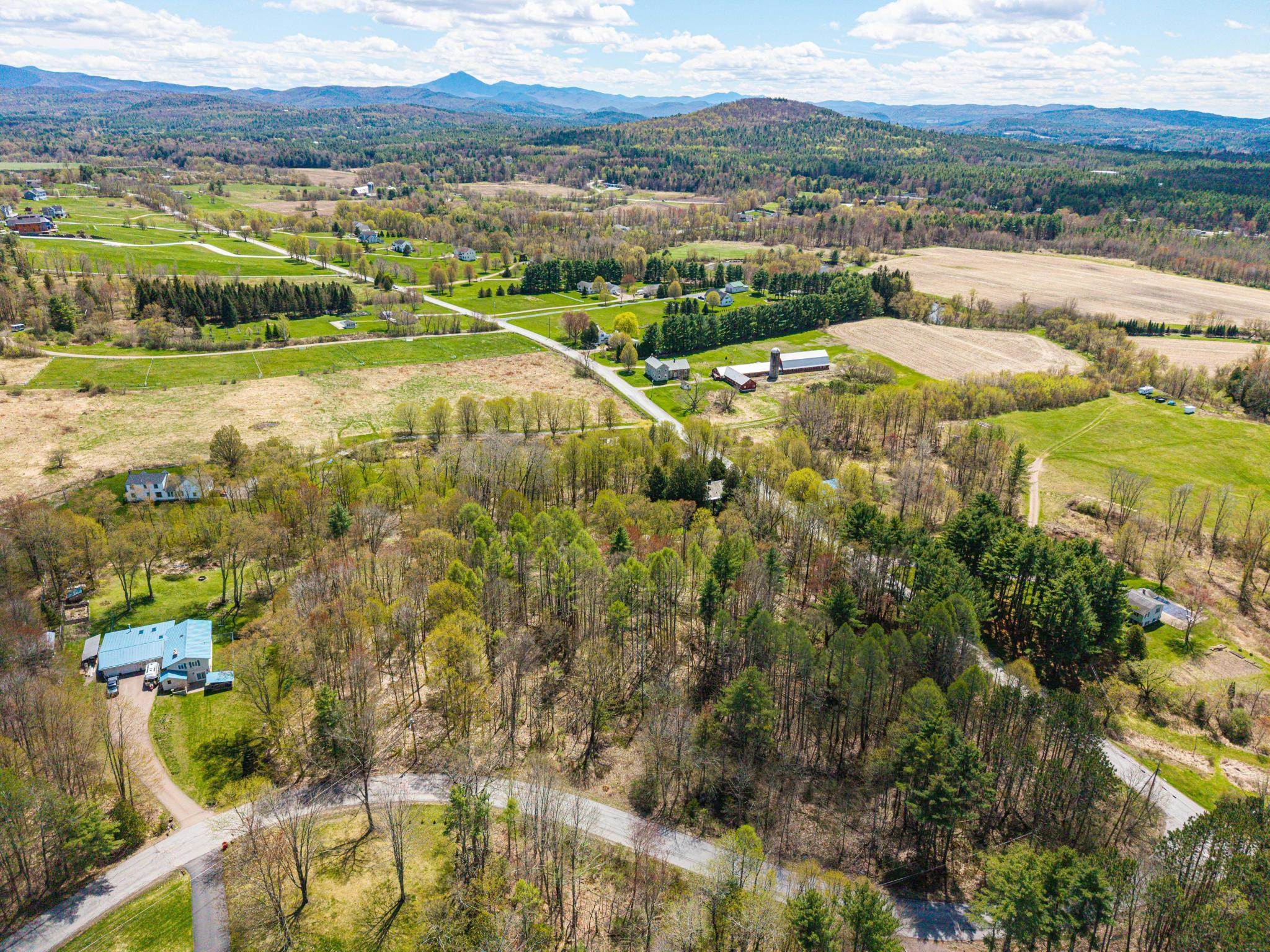 52 Weed Road Essex, VT 05452 - Photo 5 of 14