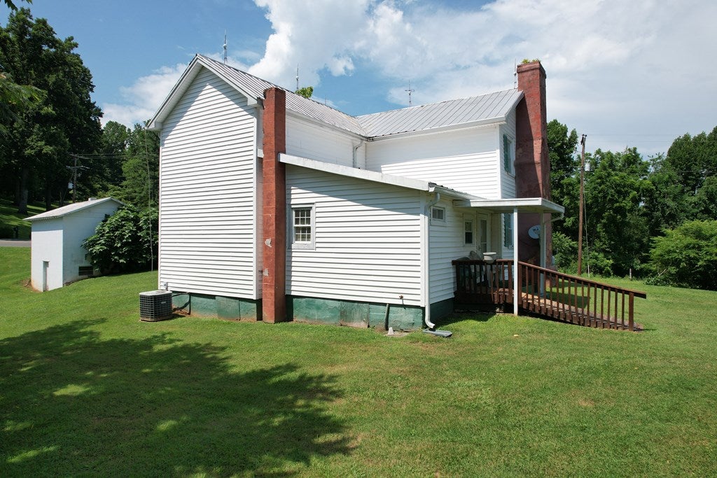 349 Flower Gap Road Cana, VA 24317 - Photo 7 of 41 Gallery Image 7