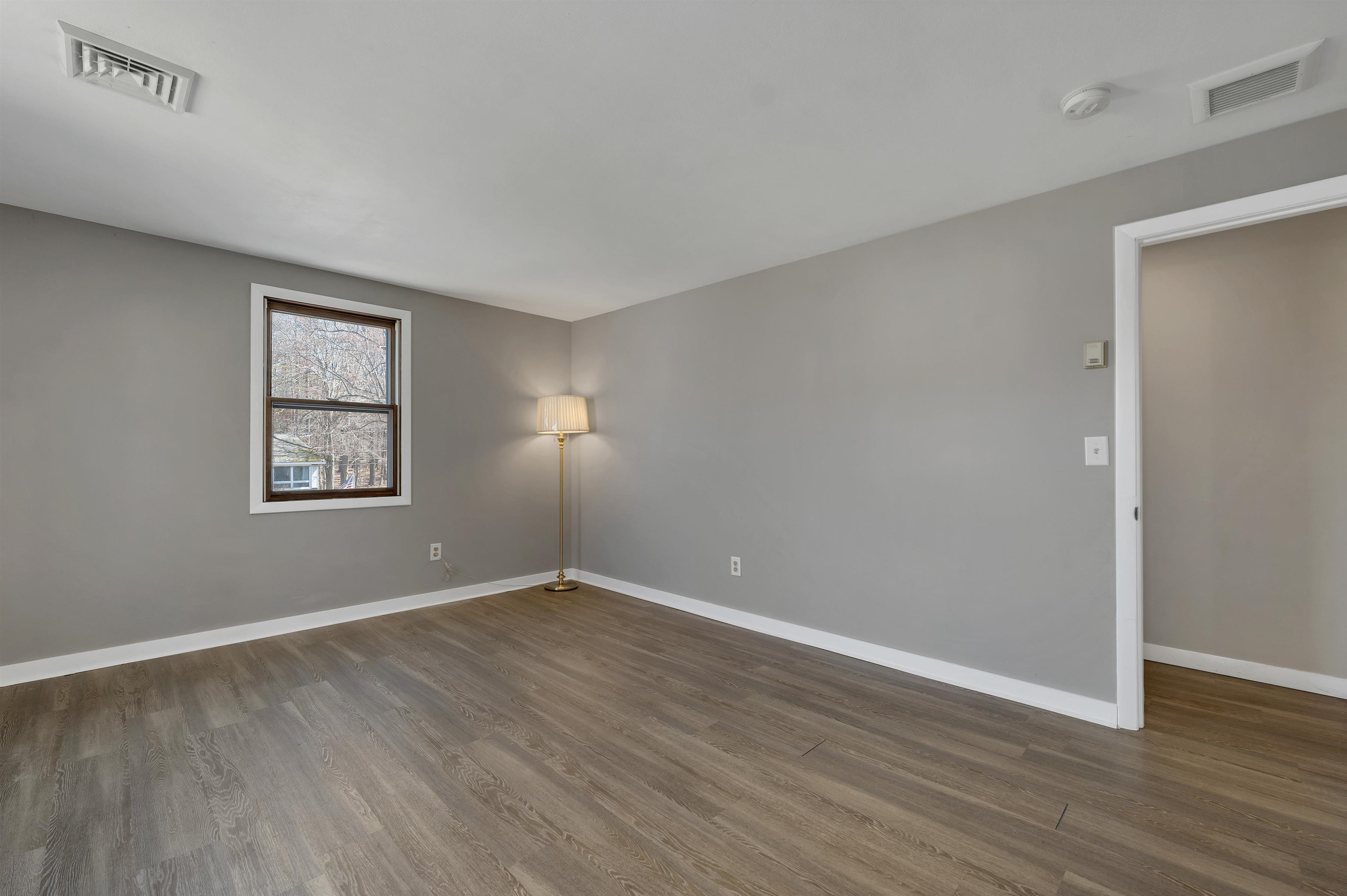 17 Harding Road Portsmouth, NH 03801 - Photo 20 of 53 Gallery Image 20