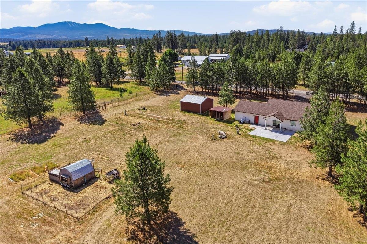 5717 East Oregon Road Elk, WA 99009 - Photo 28 of 50