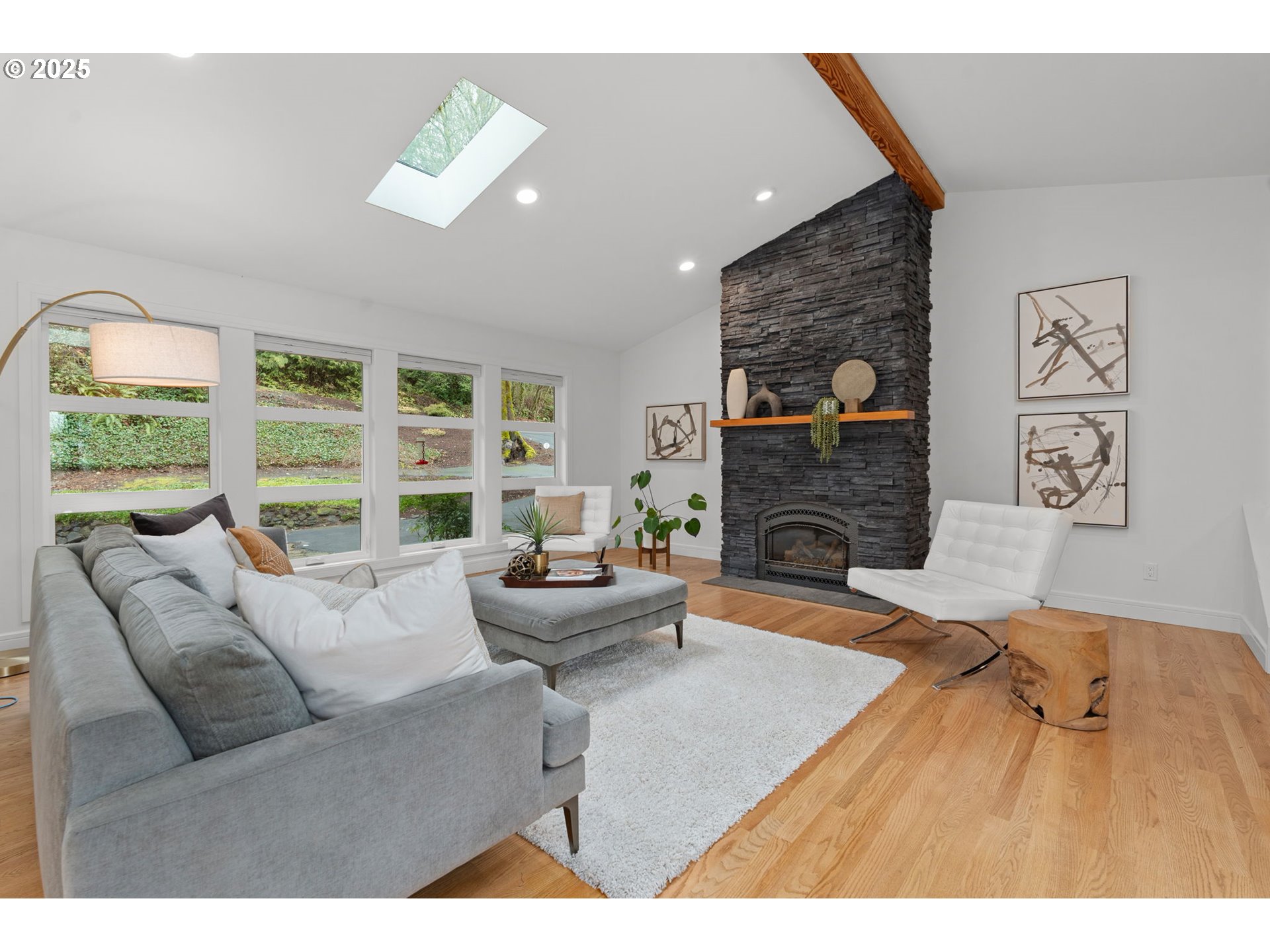 10441 Southwest Ridgeview Lane Portland, OR 97219 - Photo 13 of 38 Gallery Image 13