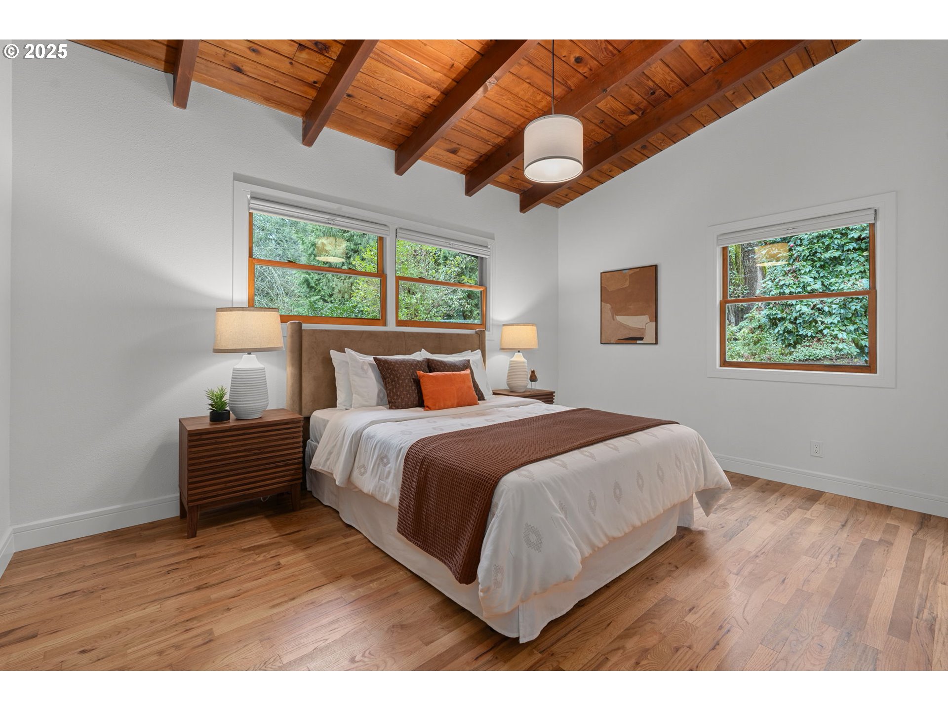 10441 Southwest Ridgeview Lane Portland, OR 97219 - Photo 14 of 38 Gallery Image 14