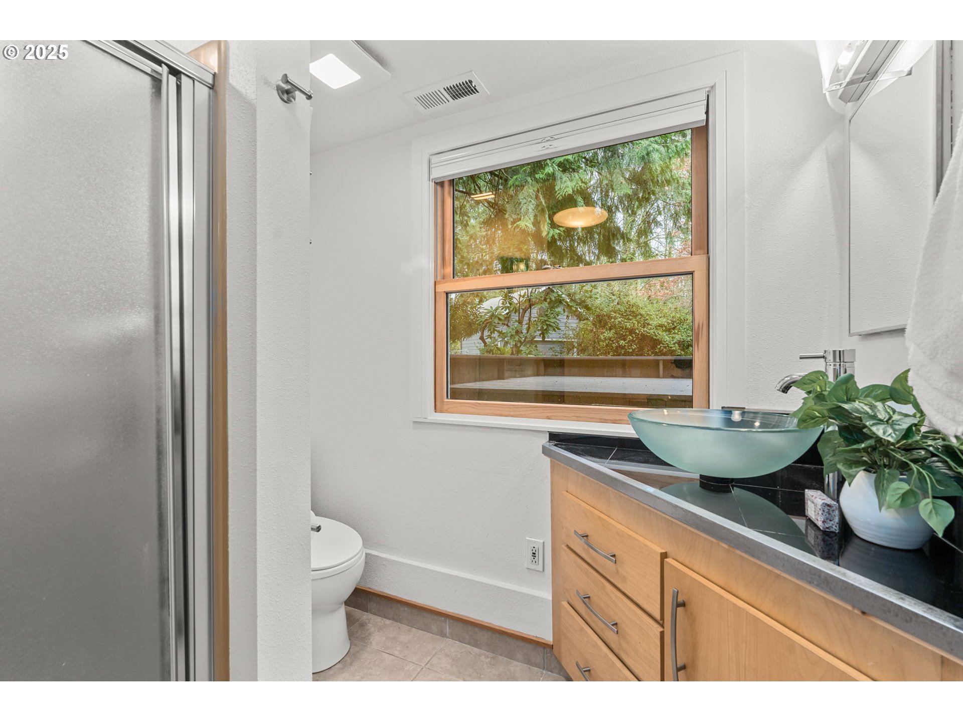 10441 Southwest Ridgeview Lane Portland, OR 97219 - Photo 21 of 38 Gallery Image 21