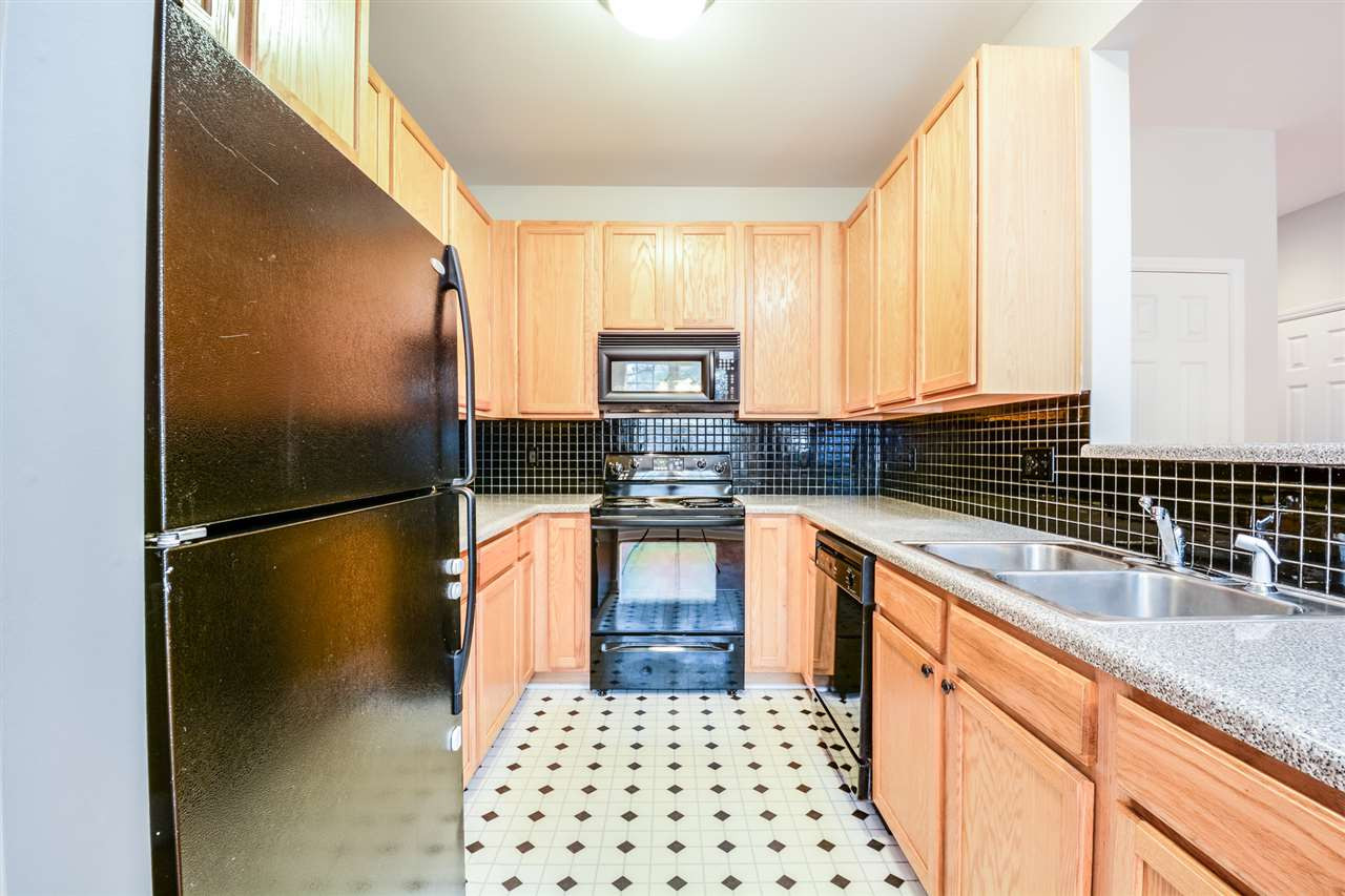 5407 Goldenglow Way Raleigh, NC 27606 - Photo 2 of 12 Photo 2