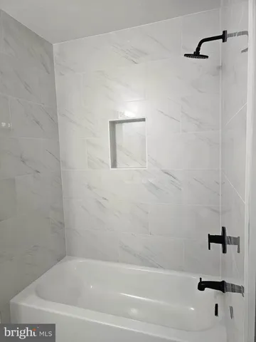 $4,850 | 2500 South Eads Street, Arlington, VA 22202