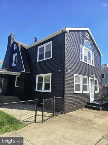 $4,850 | 2500 South Eads Street, Arlington, VA 22202