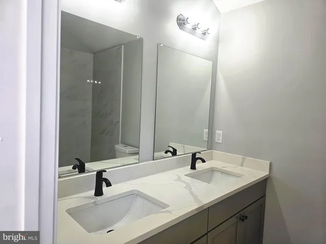 $4,850 | 2500 South Eads Street, Arlington, VA 22202