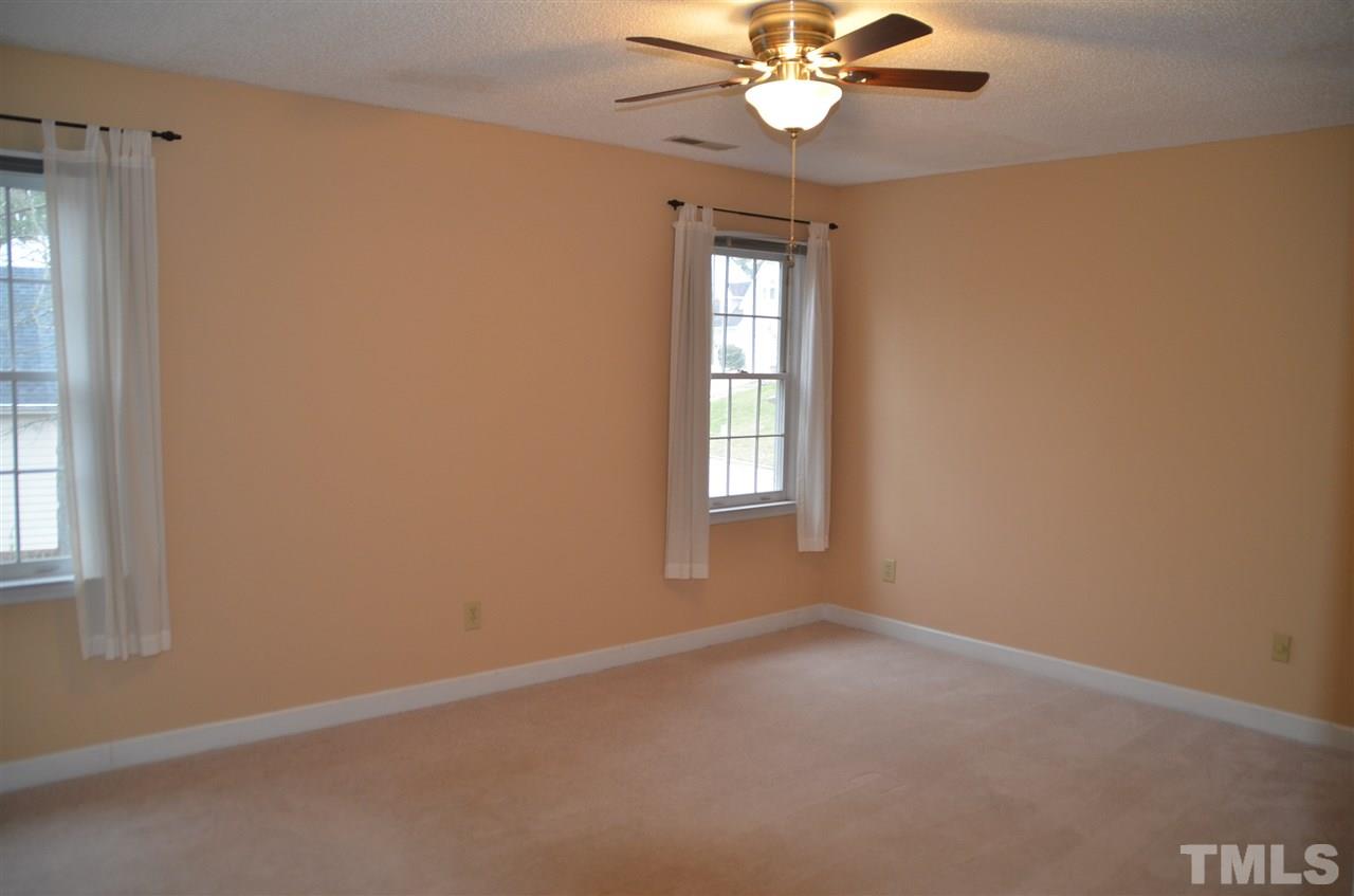 5041 Knightsbridge Way Raleigh, NC 27604 - Photo 7 of 21