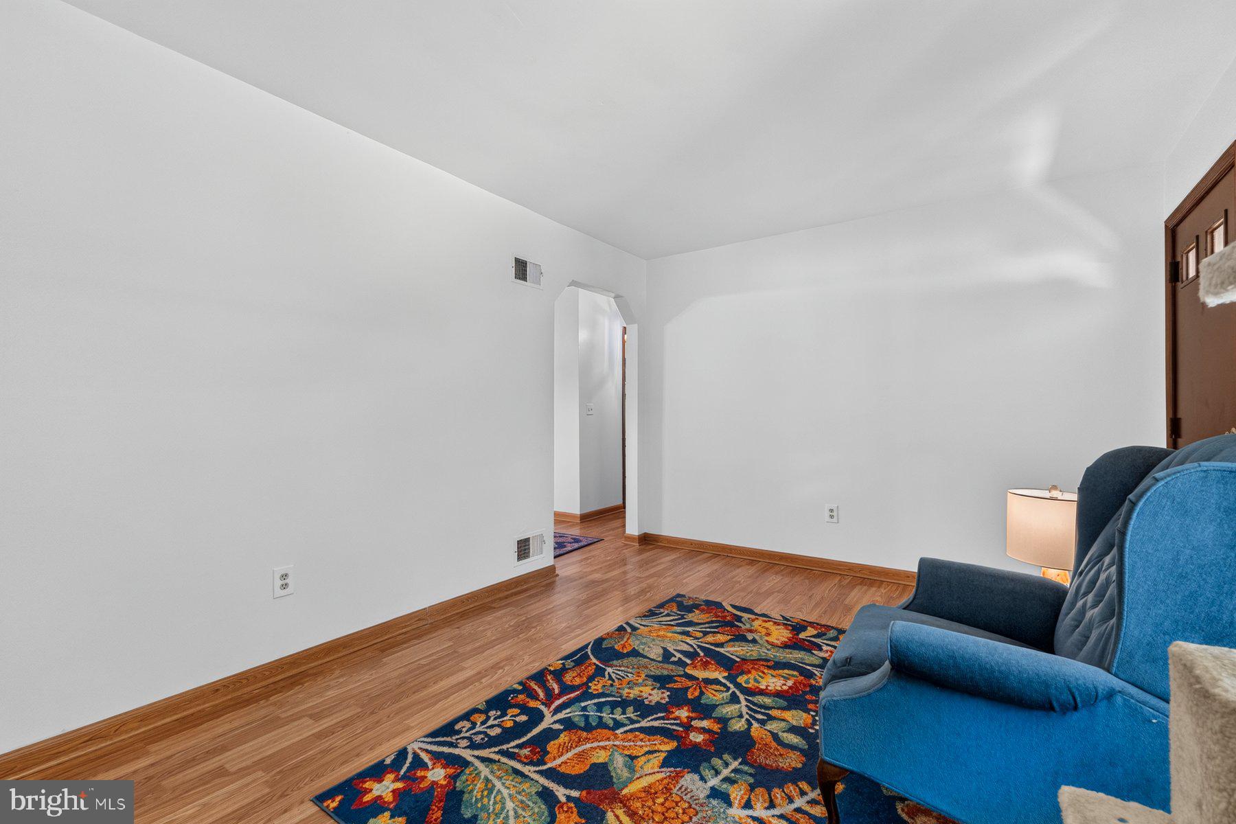 328 Sansbury Road Friendship, MD 20758 - Photo 21 of 35 Living Room