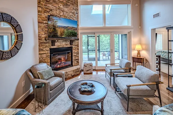 $799,000 | 123 Bear Cub Lane, Unit 123, Banner Elk, NC 28604