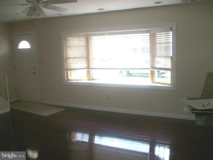 46 Mintleaf Road Levittown, PA 19056 - Photo 8 of 22 Gallery Image 8