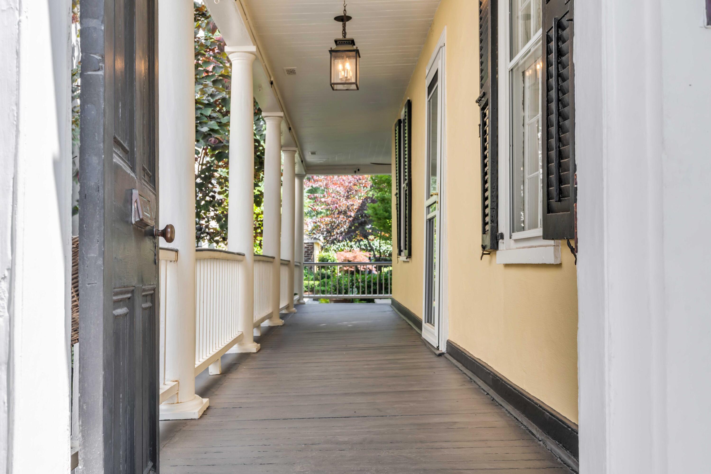 56 Tradd Street Charleston, SC 29401 - Photo 4 of 78 4