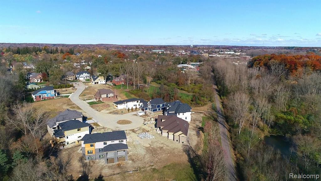 555 Flora Valley Court Rochester Hills, MI 48307 - Photo 6 of 6