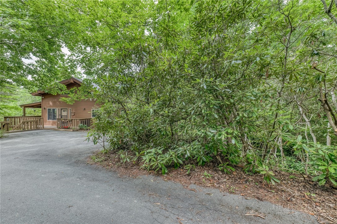 392 Locust Road Newland, NC 28657 - Photo 37 of 43