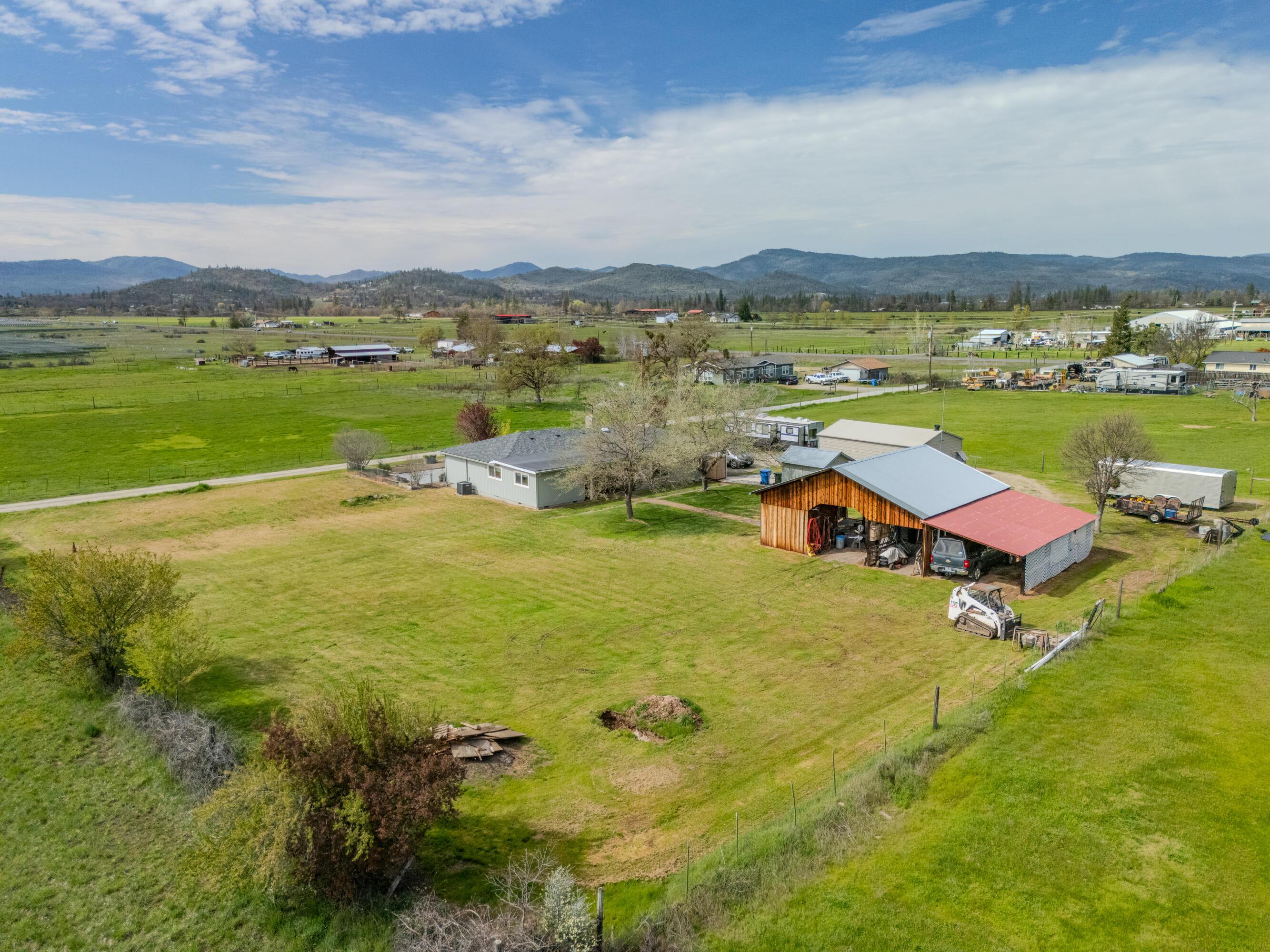 245 Highway 234 Eagle Point, OR 97524 - Photo 20 of 29 01-39