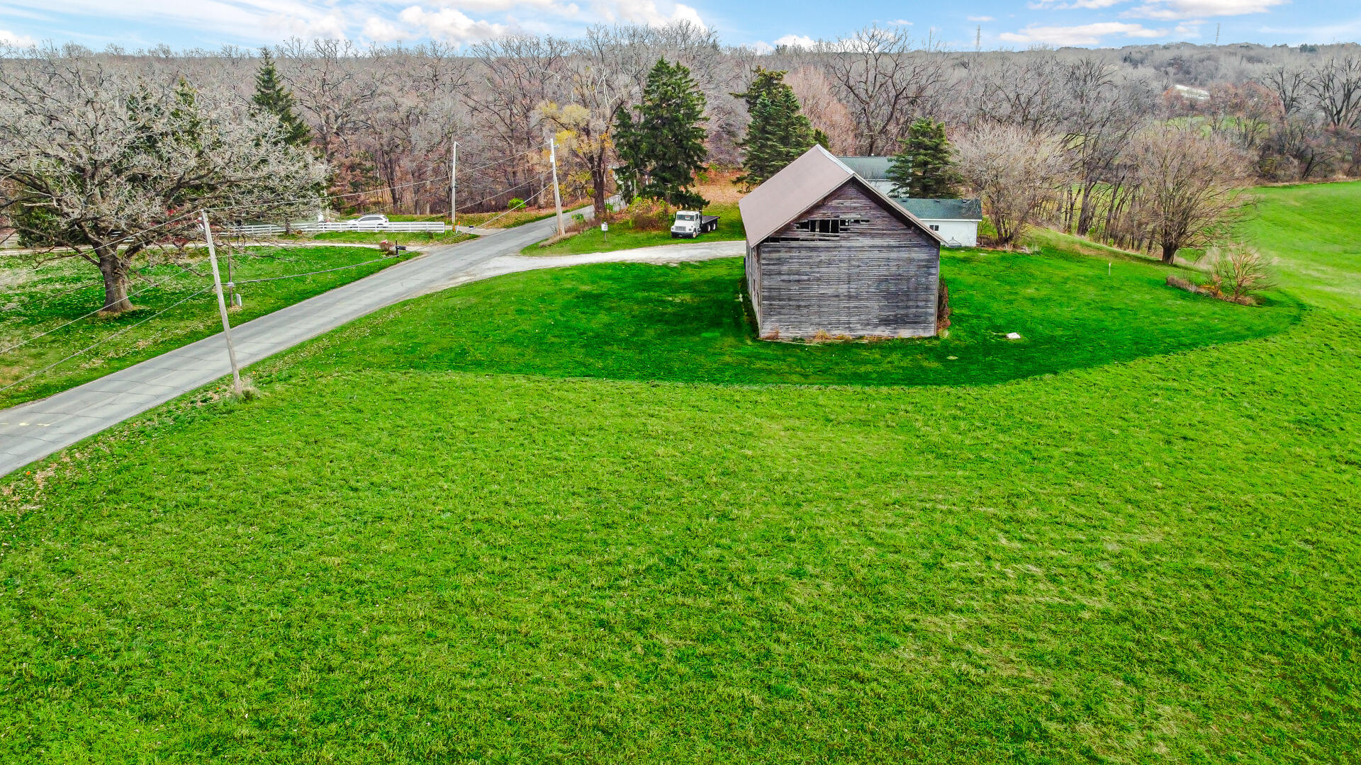 300 West Joliet Road Valparaiso, IN 46385 - Photo 11 of 25 1920x1080