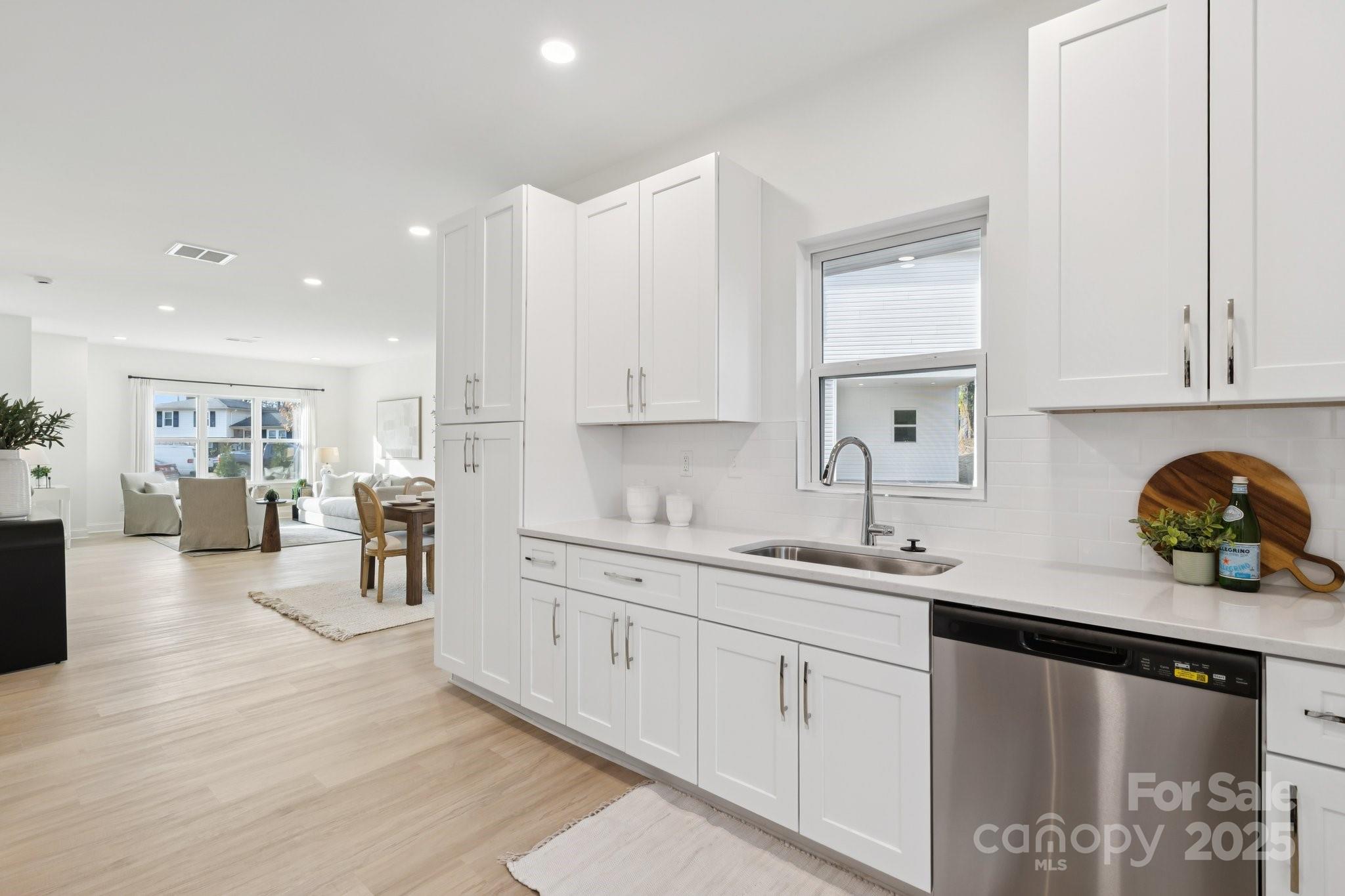 5399 Toano Road Charlotte, NC 28215 - Photo 12 of 28