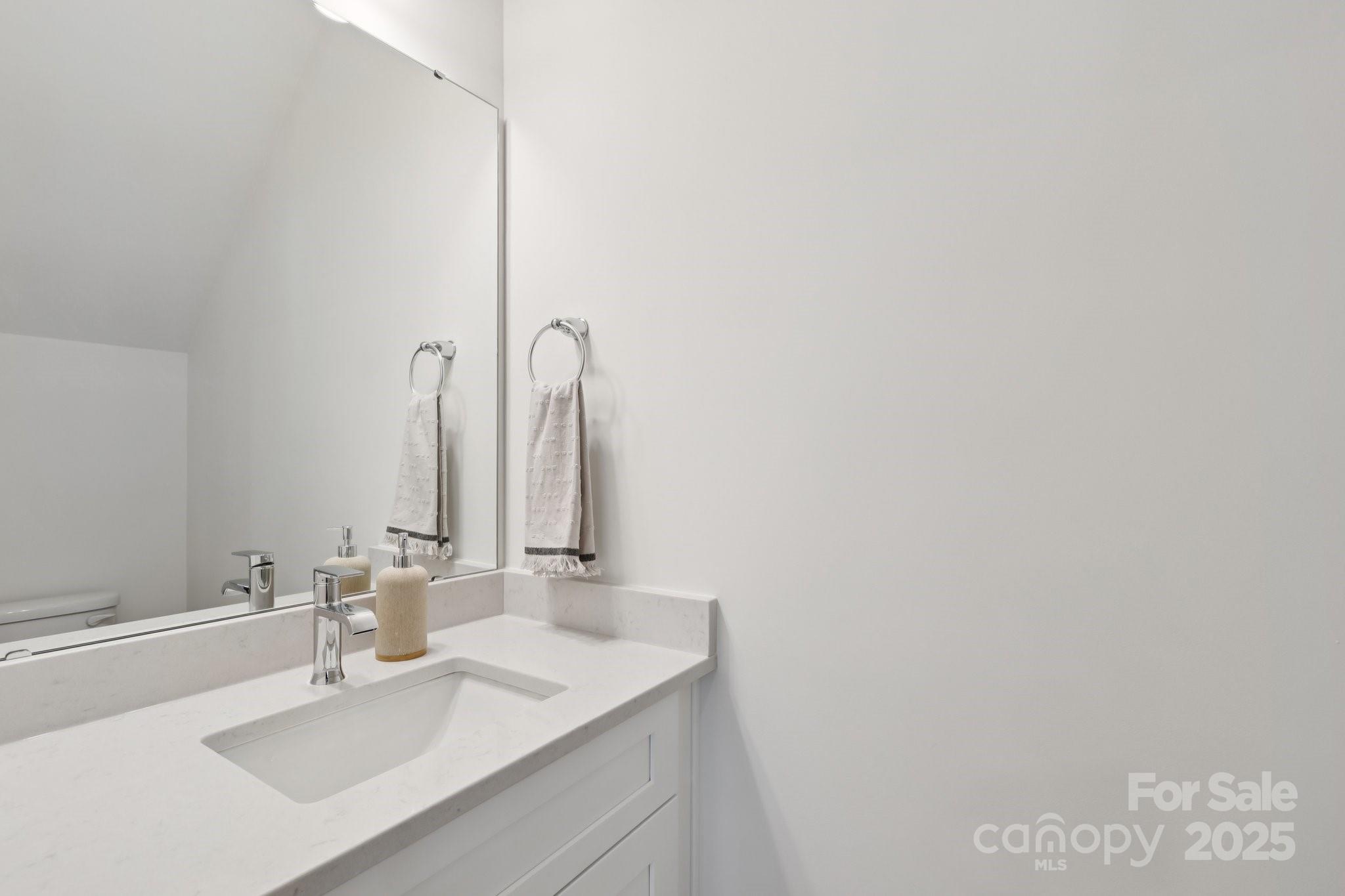 5399 Toano Road Charlotte, NC 28215 - Photo 13 of 28