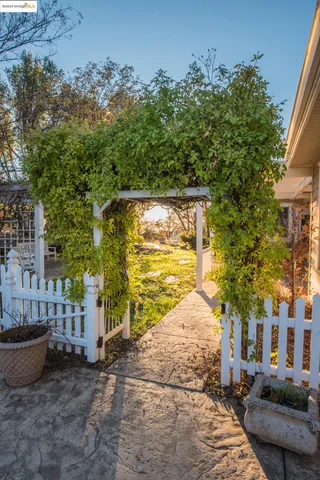 $989,000 | 16161 Parkridge Avenue, Sonora, CA 95370