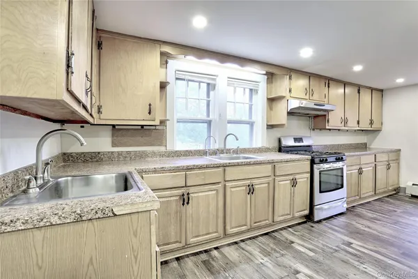 $650,000 | 377 Buena Vista Road, New City, NY 10956