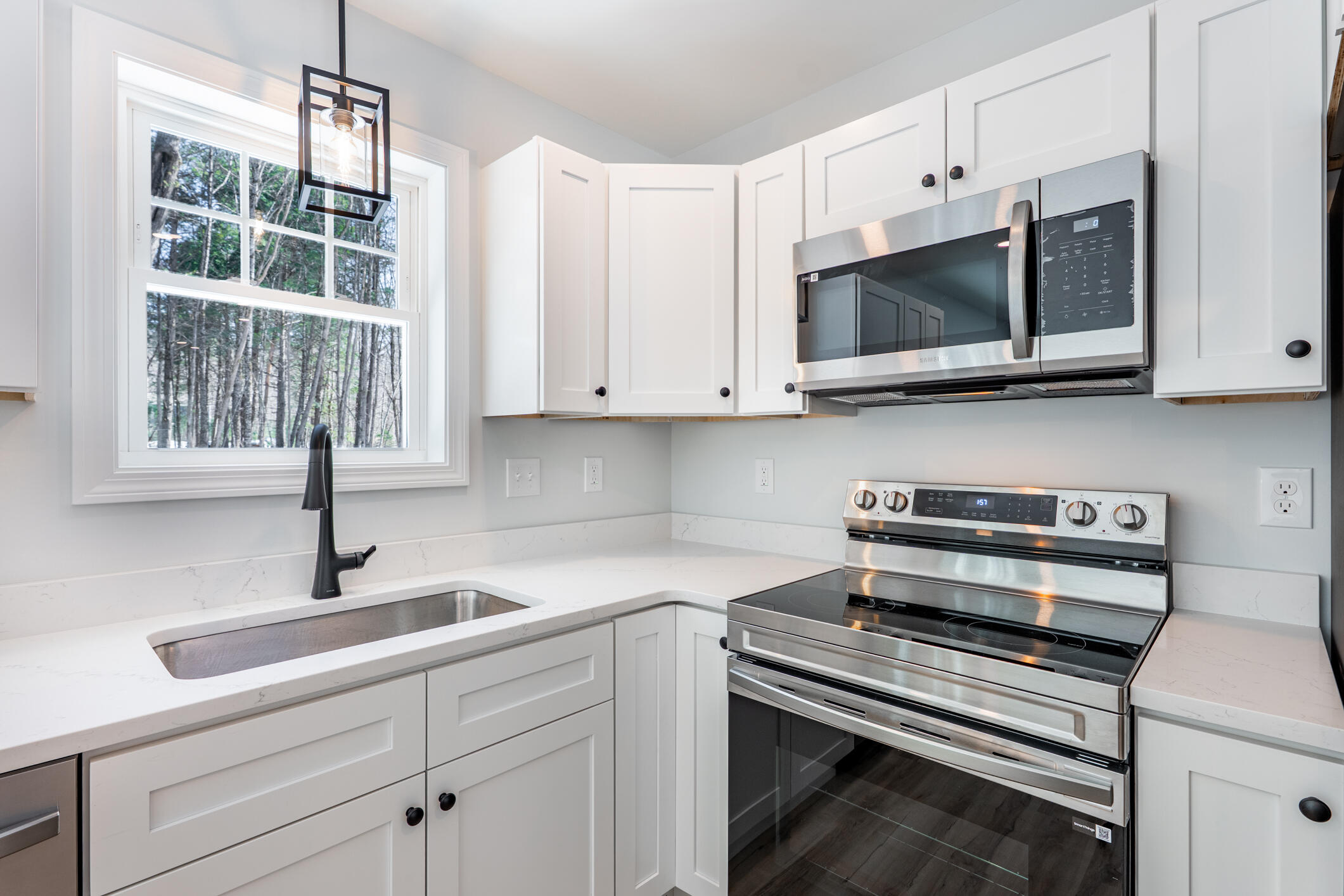 921 Sebago Road Sebago, ME 04029 - Photo 7 of 37 240LeisureLnLimerick-23