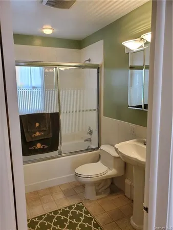$7,500 | 215 Harriman Road, Irvington, NY 10533