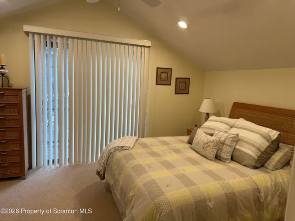 $395,000 | 15 Fall Place, Union Dale, PA 18470