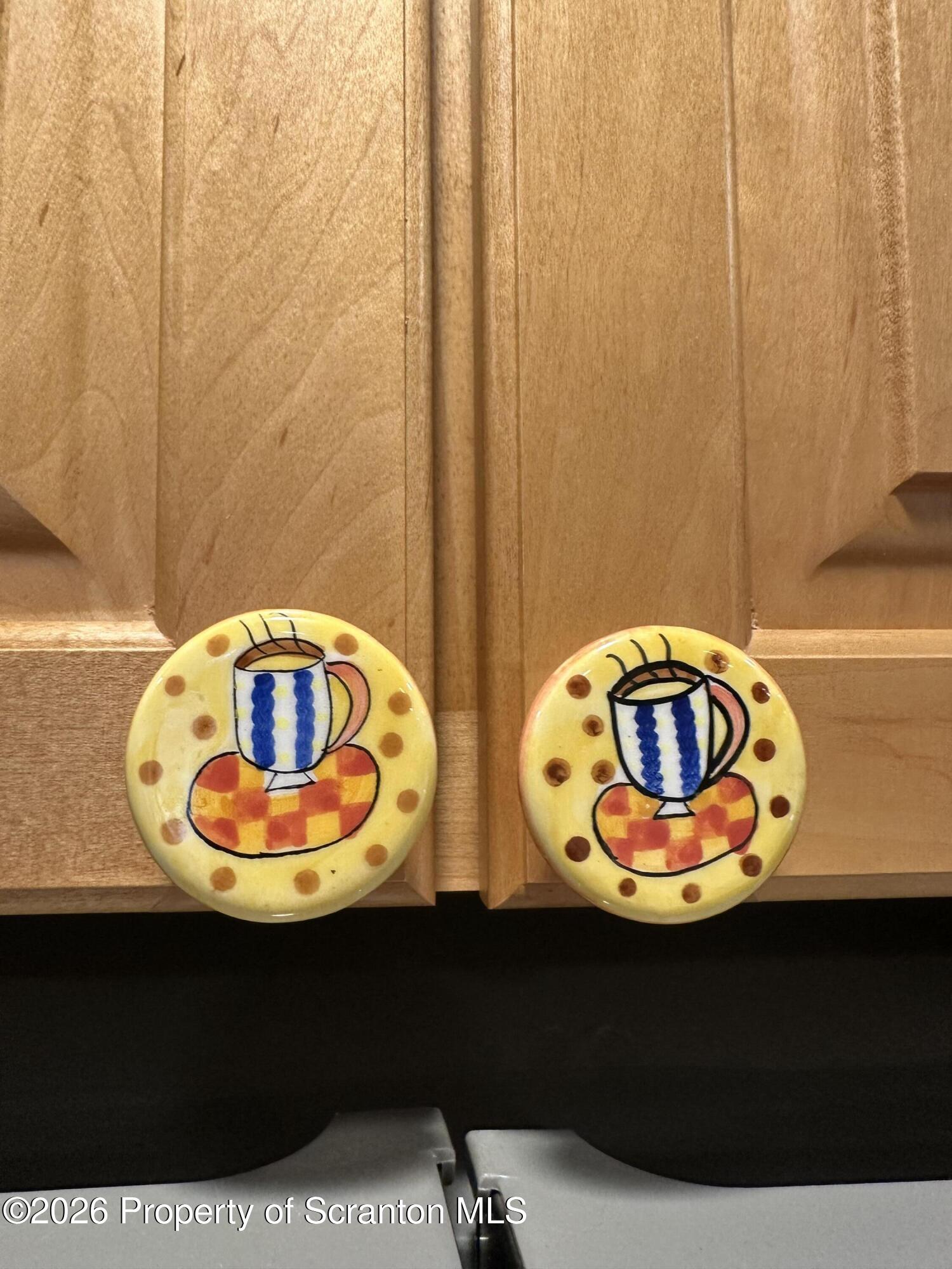 15 Fall Place Union Dale, PA 18470 - Photo 8 of 35 Custom cabinet knobs