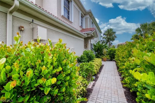 $2,800 | 9205 Belleza Way, Unit 203, Fort Myers, FL 33908