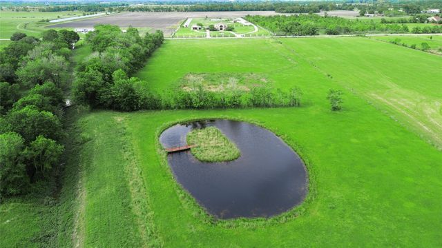 $550,000 | 8205 County Road 605, Dayton, TX 77535