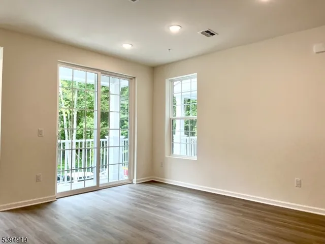 $4,600 | 223 Myrtle Road, Warren, NJ 07059