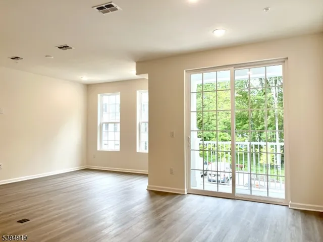 $4,600 | 223 Myrtle Road, Warren, NJ 07059