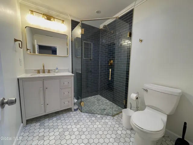 $3,400 | 130 Woodlawn Avenue, Unit 2, Saratoga Springs, NY 12866