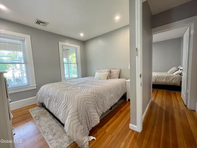 $3,400 | 130 Woodlawn Avenue, Unit 2, Saratoga Springs, NY 12866