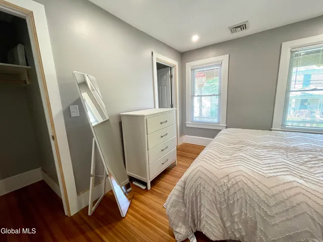 $3,400 | 130 Woodlawn Avenue, Unit 2, Saratoga Springs, NY 12866