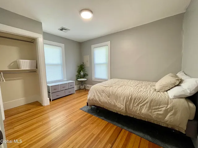 $3,400 | 130 Woodlawn Avenue, Unit 2, Saratoga Springs, NY 12866