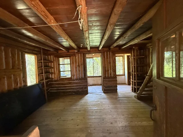 a view of an entryway