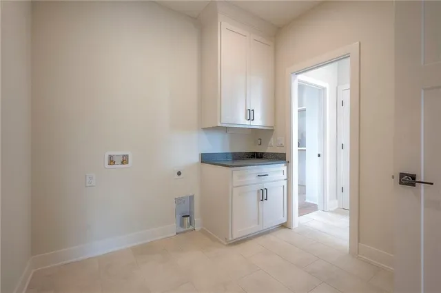 $1,085,000 | 595 South Shore Drive, Lake Winnebago, MO 64034