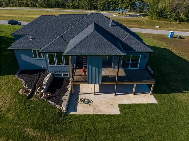 $1,085,000 | 595 South Shore Drive, Lake Winnebago, MO 64034