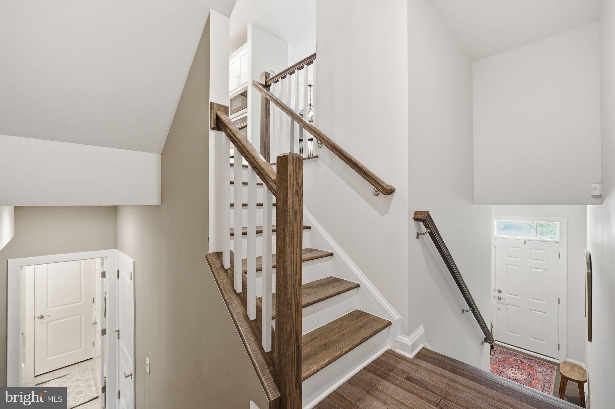 17812 Thomas Village Lane Sandy Spring, MD 20860 - Photo 28 of 37 a view of entryway