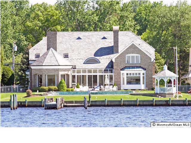 26 Brooks Road Toms River, NJ 08753 - Photo 1 of 3 Primary Photo