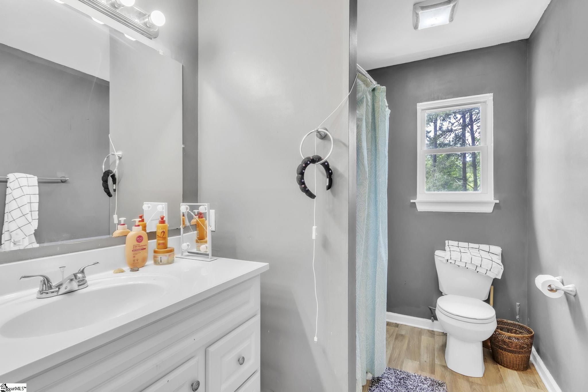 124 Bonner Road Spartanburg, SC 29303 - Photo 9 of 17