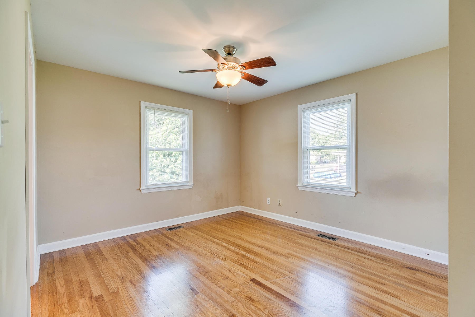 2308 Tacoma Road Kingsport, TN 37664 - Photo 14 of 29 014