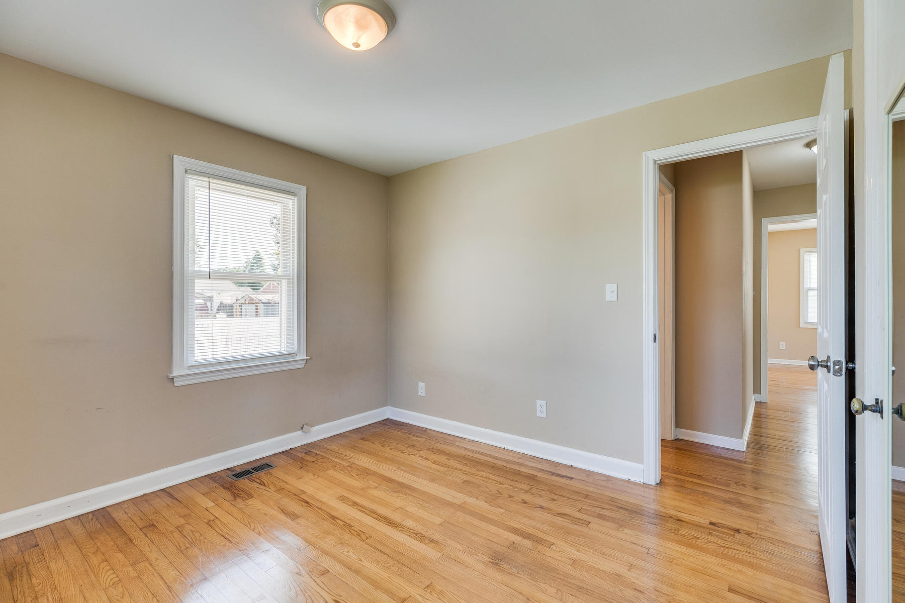 2308 Tacoma Road Kingsport, TN 37664 - Photo 19 of 29 019