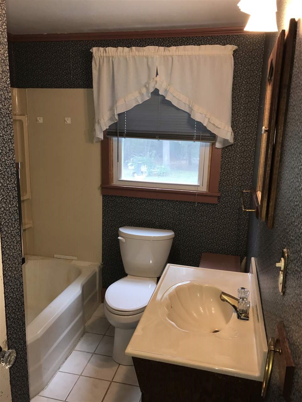 25 Mill Road North Hampton, NH 03862 - Photo 9 of 14