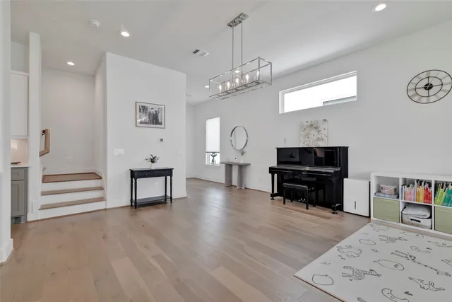 a view of livingroom with furniture and wooden floor