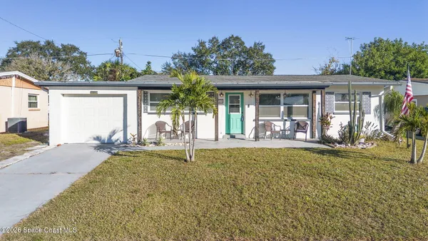$300,000 | 727 Clarke Avenue, Melbourne, FL 32935
