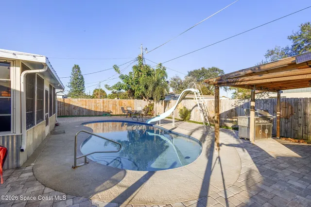 $300,000 | 727 Clarke Avenue, Melbourne, FL 32935